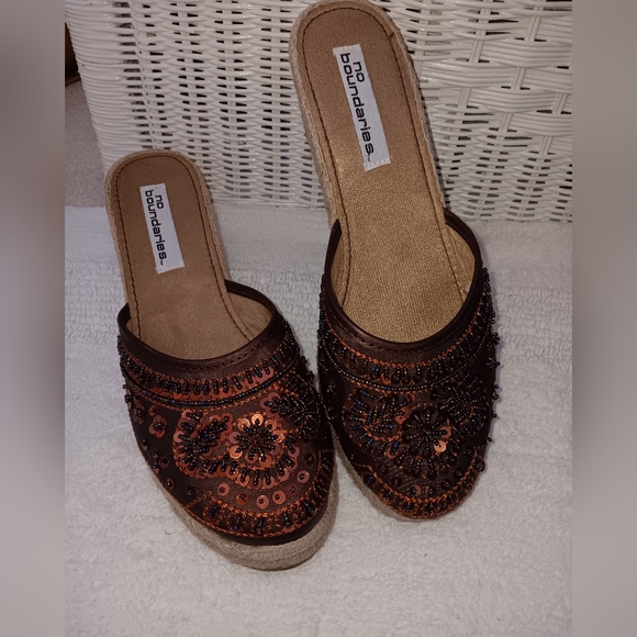 No Boundaries~Brown Neutral Sequin Beaded Espadrille Wedge Sandals - Picture 5 of 14